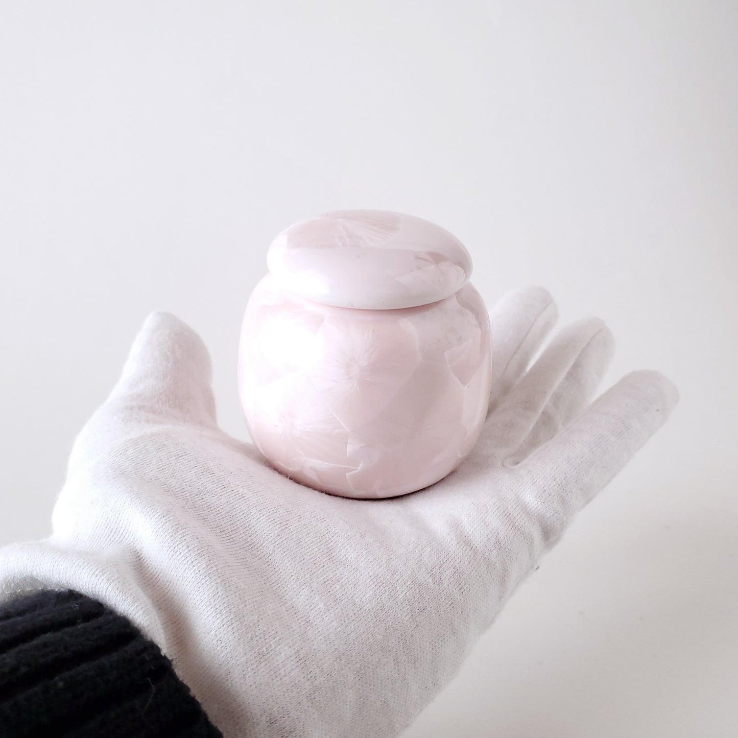 骨壷 たまゆらミニ骨入れ 巾着付 陶器 ピンク 手元供養