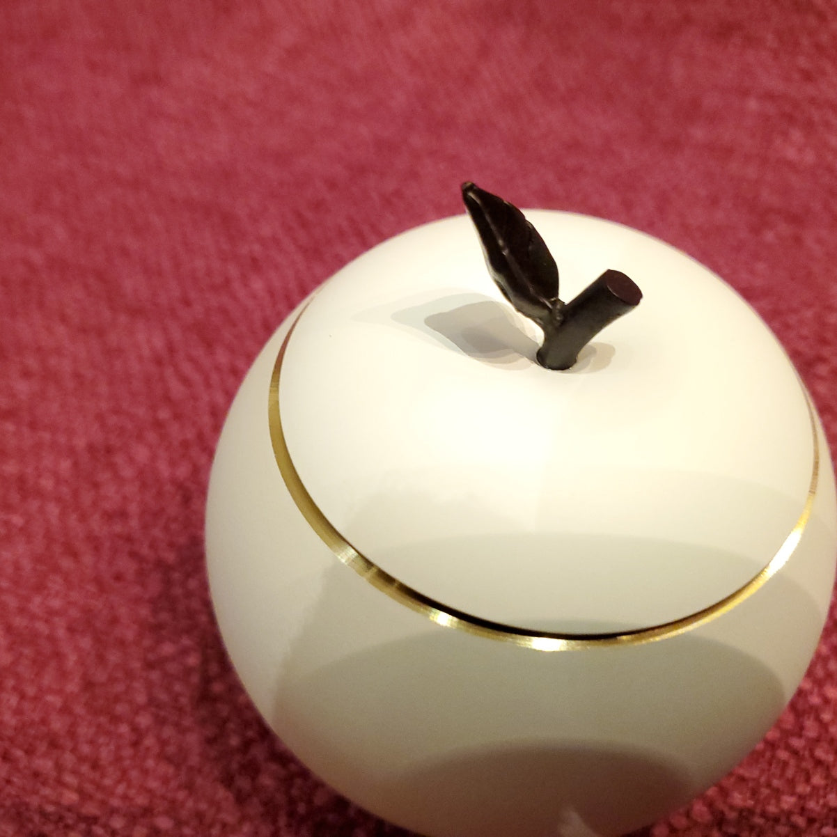 魔法のおりん りんご アップル – 福山 江原佛具店 | 仏壇・仏具・お香